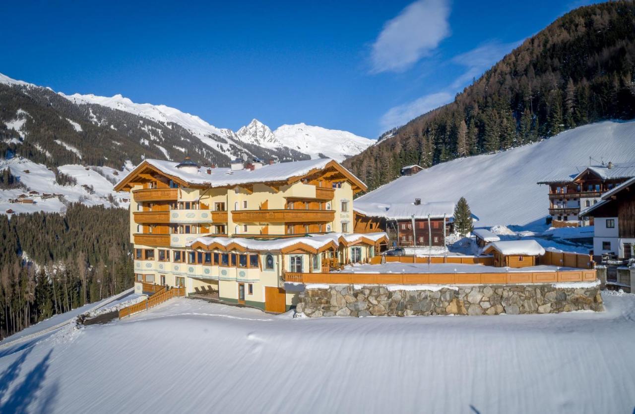 Gasthof Tannen - Alm Stummerberg Luaran gambar
